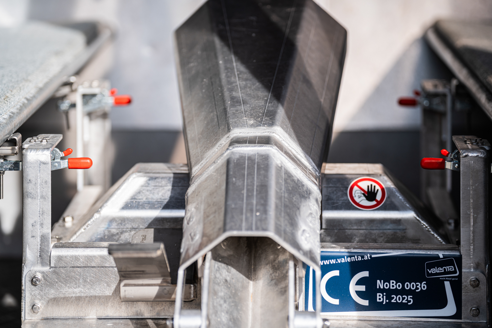 Valenta-Uphiller-053